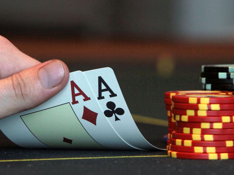 покер